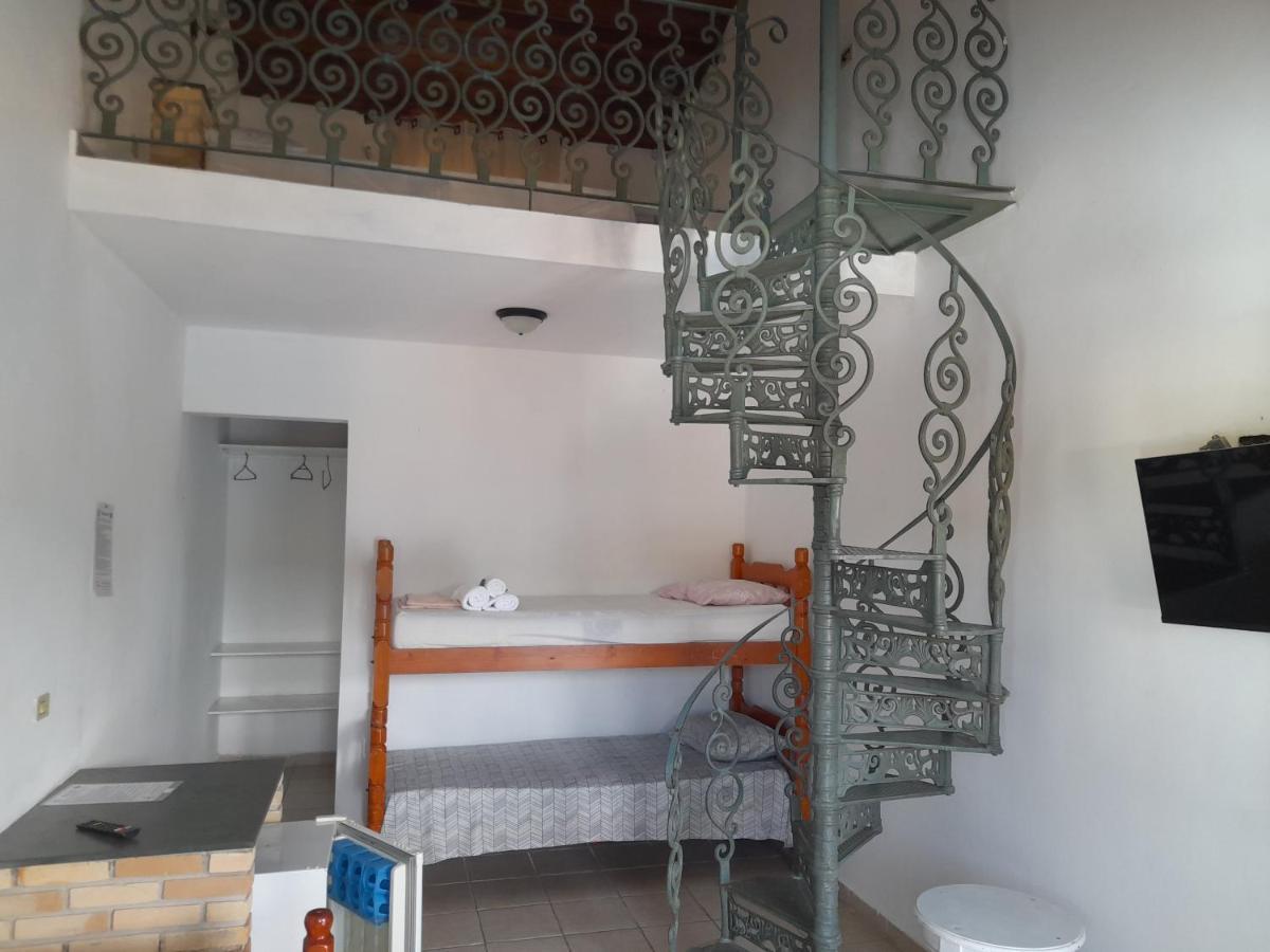 Mares Inn